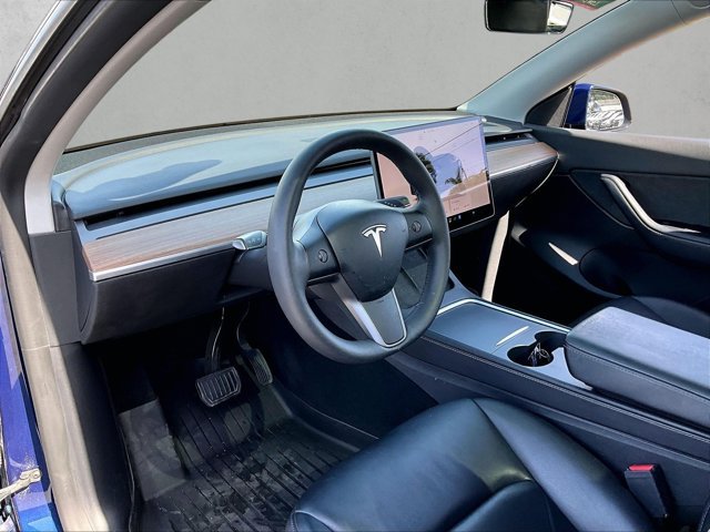 Used 2022 Tesla Model Y Long Range AWD/4WD image 14