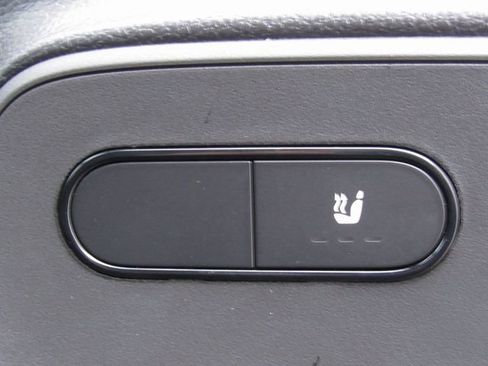 Used 2022 Mercedes-Benz Sprinter 144 Cargo image 17