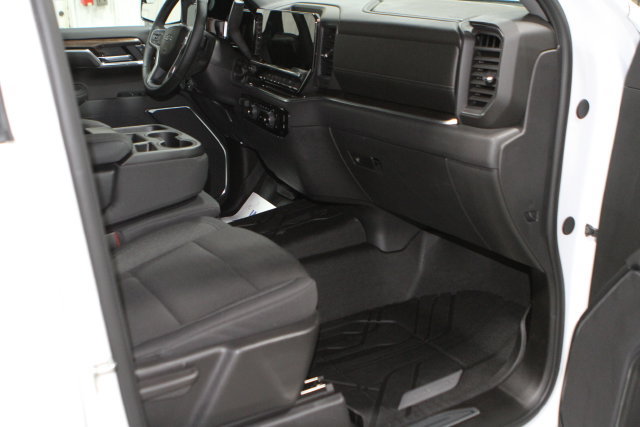 Used 2026 Chevrolet Silverado 1500 RST w/ RST Select Package AWD/4WD image 24