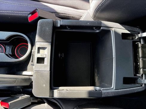 Used 2013 Jeep Wrangler Unlimited Sahara w/ Dual Top Group image 33