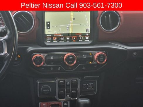 Used 2022 Jeep Gladiator Rubicon w/ Trailer Tow Package AWD/4WD image 25