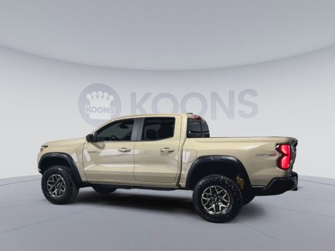 Used 2024 Chevrolet Colorado ZR2 w/ Technology Package image 8