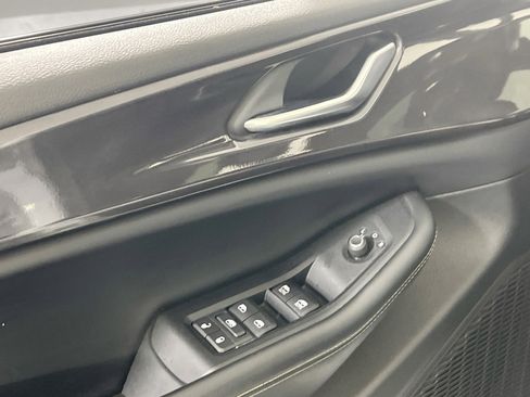 Used 2023 Jeep Grand Cherokee Altitude image 17