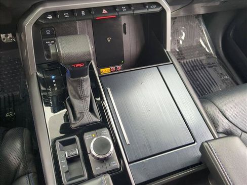 Used 2025 Toyota Tundra Platinum w/ TRD Off-Road Package AWD/4WD image 11