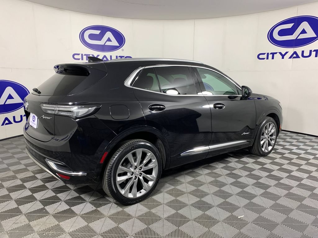 Used 2023 Buick Envision Avenir FWD image 3