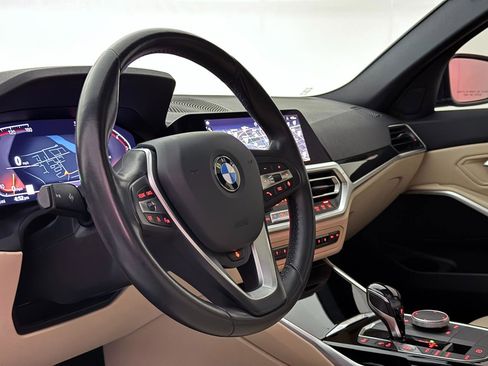 Used 2019 BMW 330i xDrive Sedan w/ Convenience Package AWD/4WD image 19