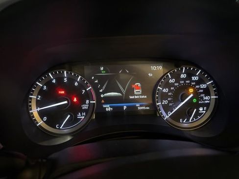 Used 2022 Toyota Highlander XLE FWD image 7