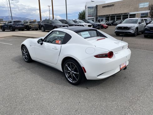 Used 2020 MAZDA MX-5 Miata RF Grand Touring RWD image 45