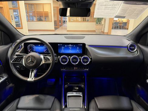 Certified 2025 Mercedes-Benz GLA 250 250 image 11