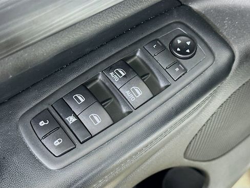 Used 2020 Jeep Grand Cherokee Altitude AWD/4WD image 20