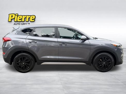 Used 2017 Hyundai Tucson SE Plus AWD/4WD image 3