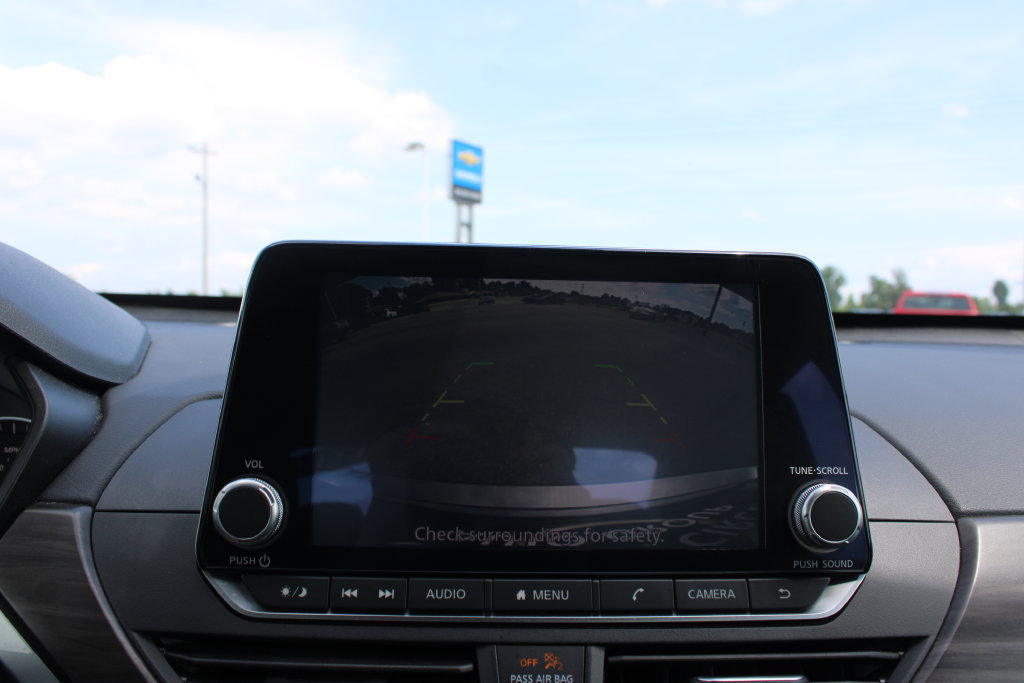 Used 2024 Nissan Altima 2.5 SV FWD image 55