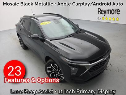 Used 2025 Chevrolet Trax RS