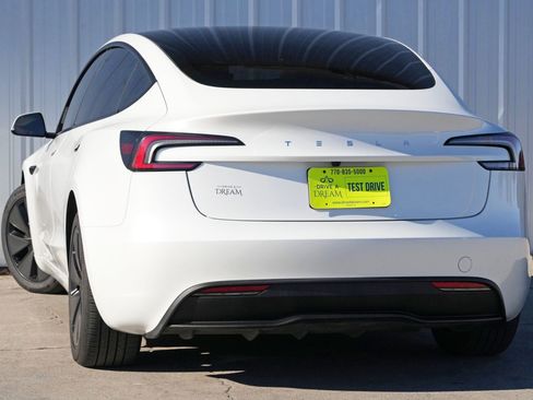Used 2024 Tesla Model 3 Long Range image 6