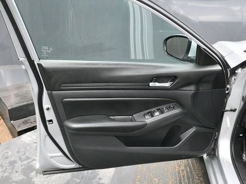 Used 2021 Nissan Altima 2.5 S image 18