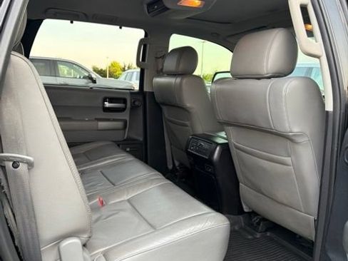 Used 2016 Toyota Sequoia Limited AWD/4WD image 9