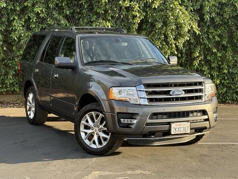 Used 2015 Ford Expedition Limited w/ Equipment Group 301A image 1