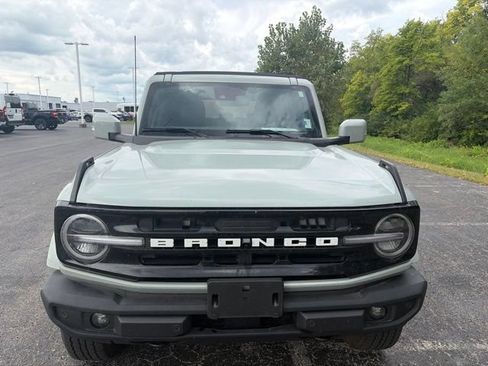 Used 2023 Ford Bronco Outer Banks AWD/4WD image 6
