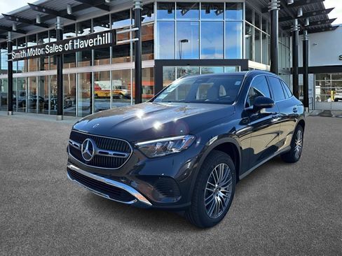 Certified 2026 Mercedes-Benz GLC 300 4MATIC image 3