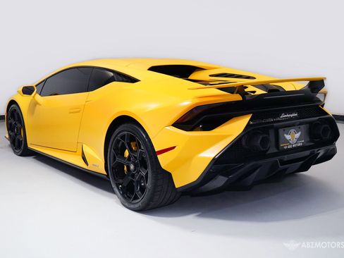 Used 2023 Lamborghini Huracan Tecnica RWD image 7