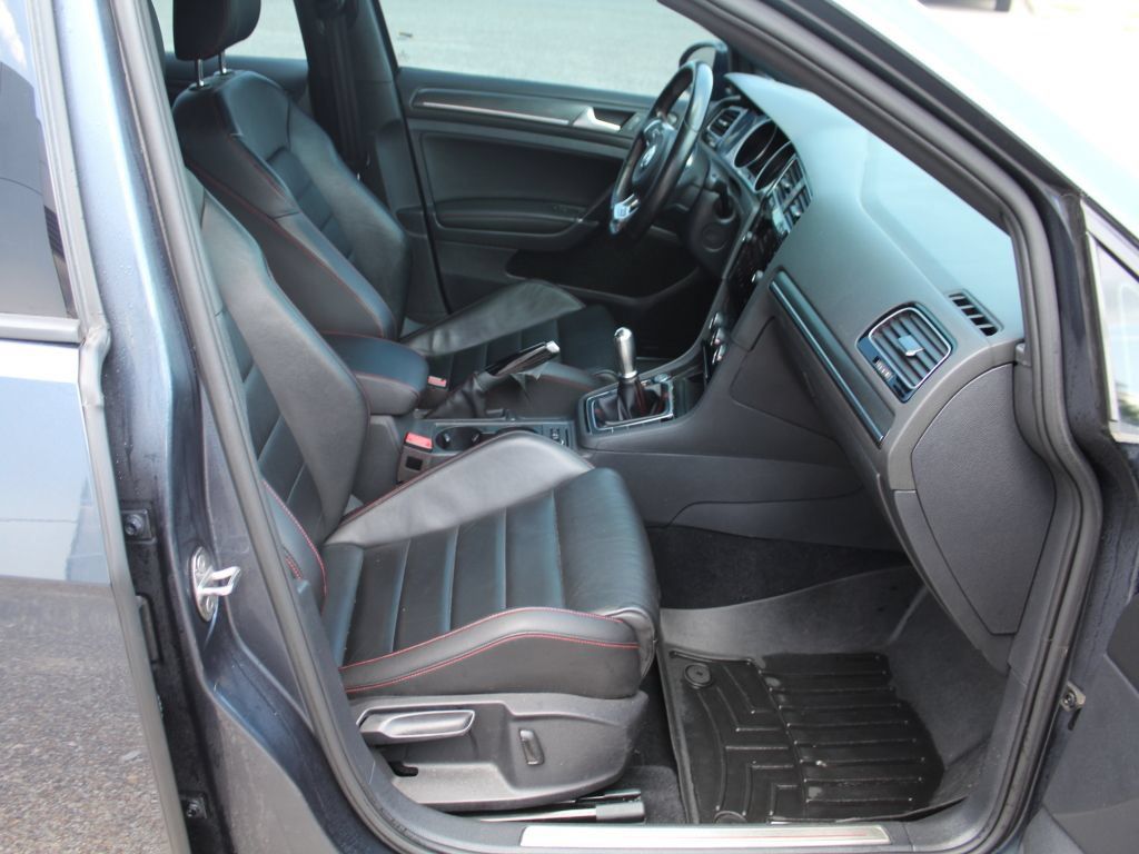 Used 2018 Volkswagen GTI SE w/ SE Leather Package FWD image 12
