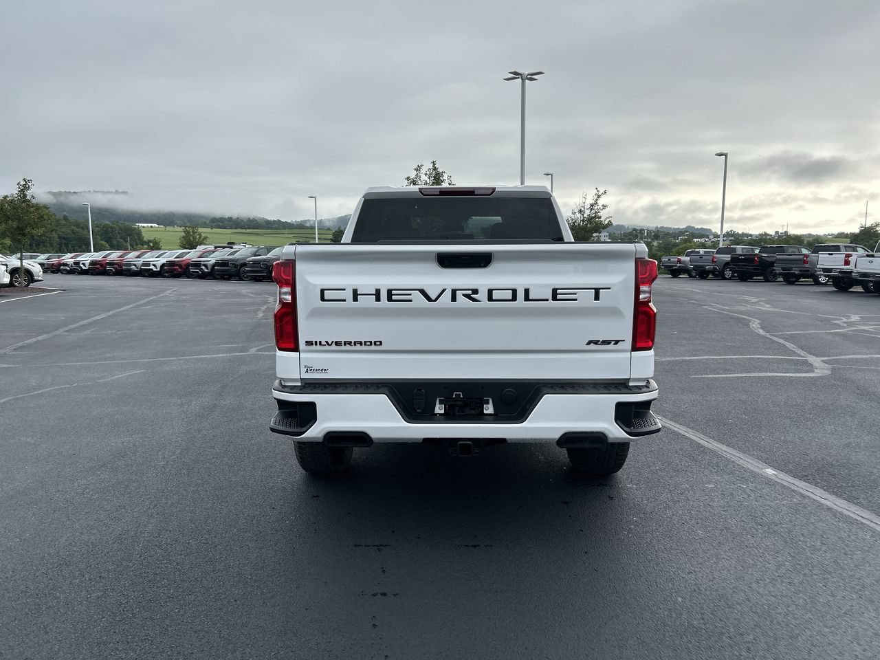 New 2026 Chevrolet Silverado 1500 RST w/ Redline Edition AWD/4WD image 6