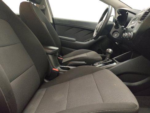 Used 2017 Kia Forte LX FWD image 21