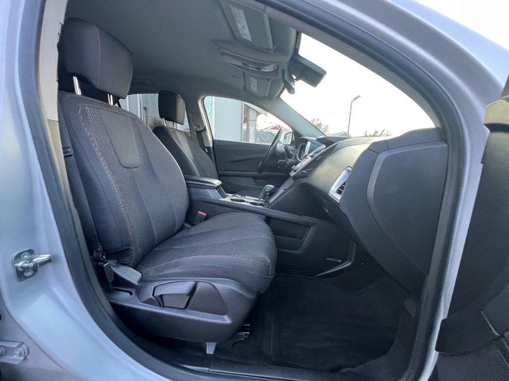 Used 2013 Chevrolet Equinox LT AWD/4WD image 19