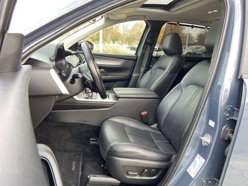 Used 2025 MAZDA CX-70 3.3 Turbo w/ Preferred Package image 33