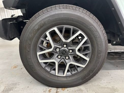 Used 2024 Jeep Wrangler Sahara w/ Technology Group image 13