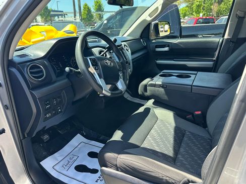 Used 2018 Toyota Tundra SR5 RWD image 21