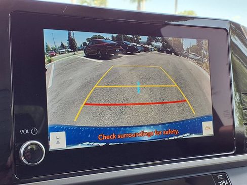 Used 2025 Toyota Camry LE FWD image 20