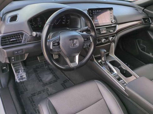 Used 2022 Honda Accord Sport image 12