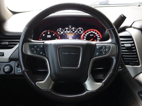 Used 2016 GMC Yukon XL Denali w/ Open Road Package AWD/4WD image 18