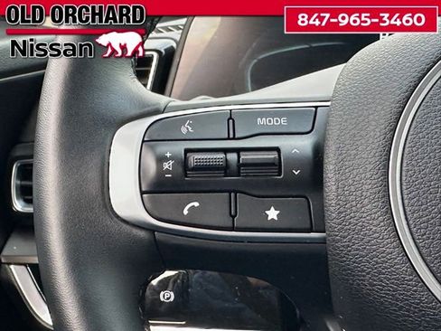 Used 2023 Kia Sportage EX image 19
