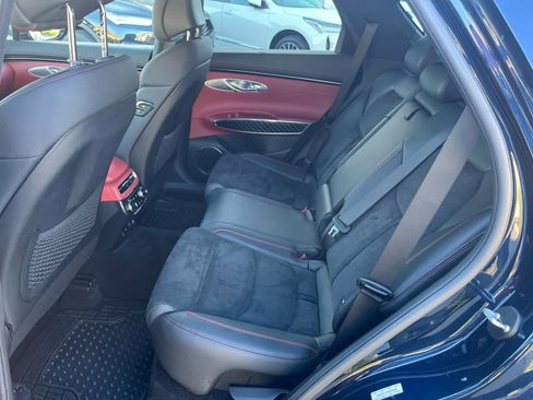 Used 2022 Genesis GV70 3.5T Sport w/ Sport Prestige Package image 21