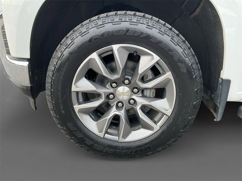Used 2021 Chevrolet Silverado 1500 LT w/ All Star Edition Plus image 13