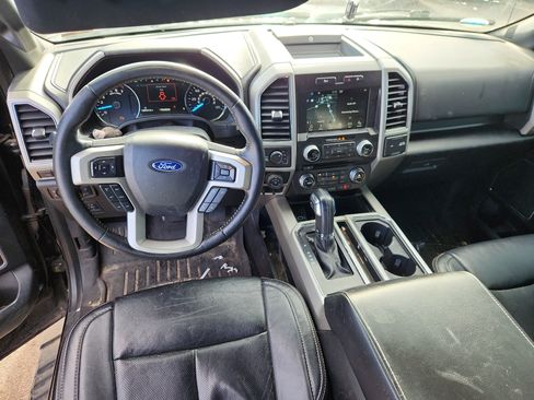 Used 2018 Ford F150 Lariat w/ Equipment Group 502A Luxury image 11