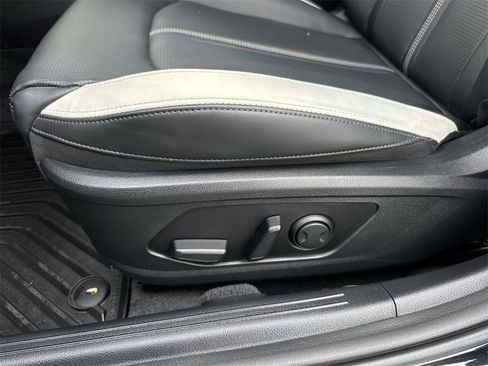 Used 2025 Kia K5 GT-Line image 12