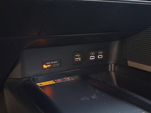 Certified 2025 Toyota Camry SE FWD image 12