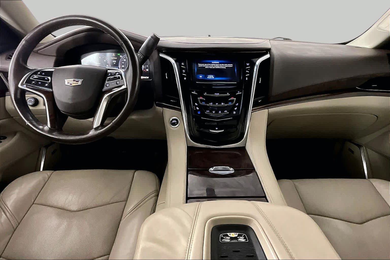 Used 2015 Cadillac Escalade ESV 2WD image 14