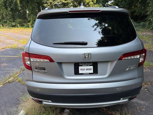 Used 2019 Honda Pilot Elite image 5
