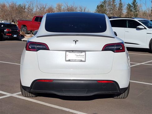Used 2020 Tesla Model Y Performance image 4