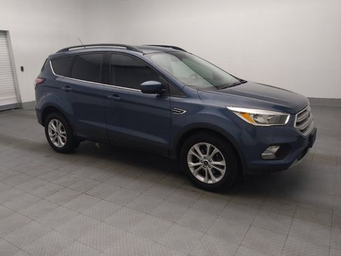 Used 2018 Ford Escape SE FWD image 11
