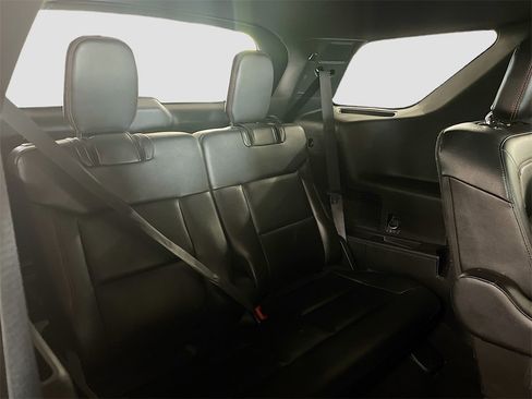 Used 2022 Ford Explorer ST-Line image 26