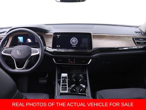 Used 2024 Volkswagen Atlas SE AWD/4WD image 5