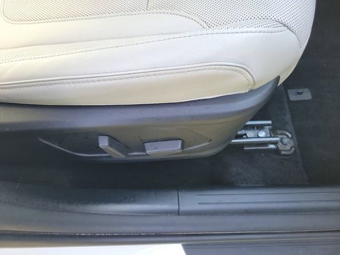Used 2024 Hyundai Tucson Limited FWD image 38