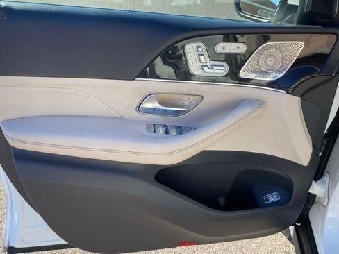 Used 2020 Mercedes-Benz GLE 350 4MATIC w/ Premium Package image 15