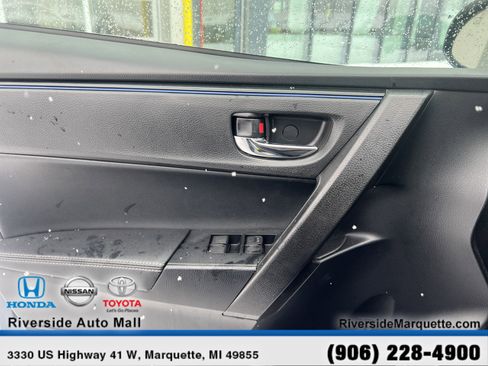 Used 2019 Toyota Corolla Sedan image 23