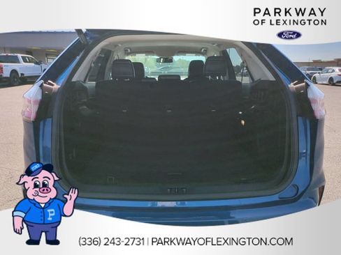 Used 2022 Ford Edge Titanium AWD/4WD image 30
